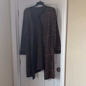 Source Unknown Black and Brown Houndstooth Cardigan